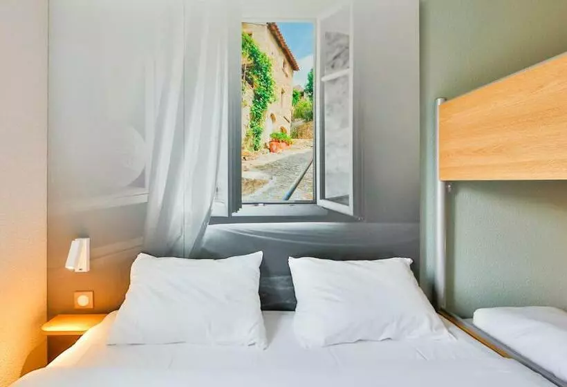Standard Neljän Hengen Huone, B&b Hotel Valence Sud