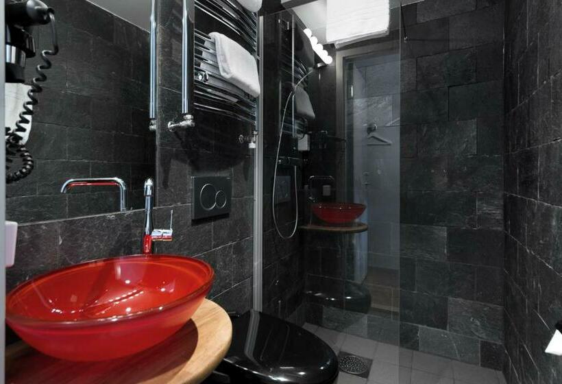 Номер Basic, Hellstens Glashus