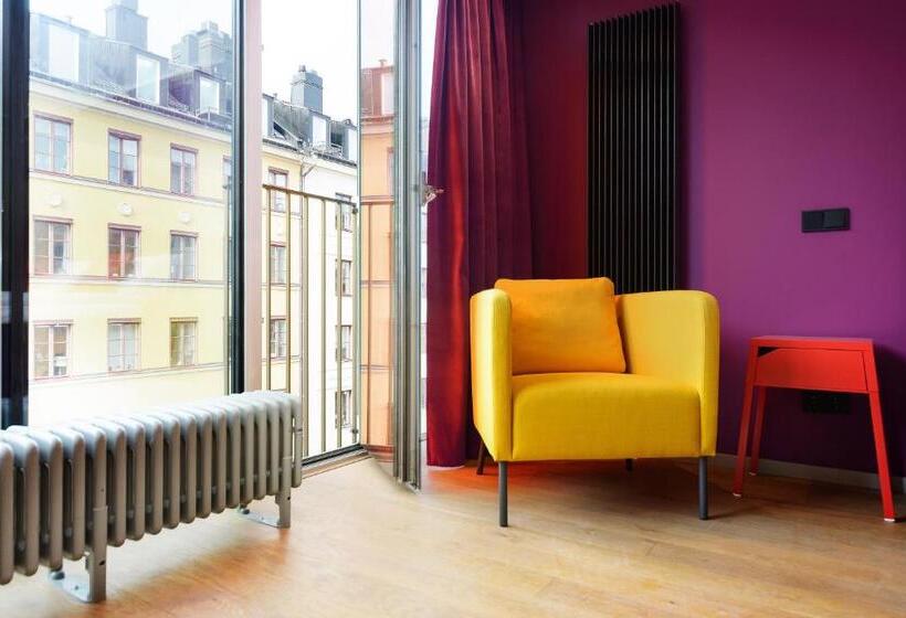 Номер Superior, Hellstens Glashus