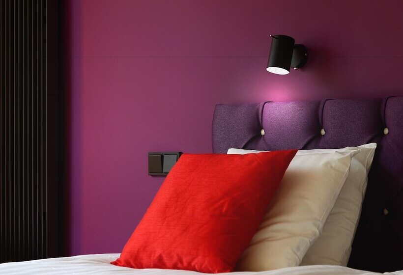 Номер Стандарт Индивидуальный, Hellstens Glashus