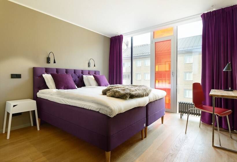 Номер Стандарт, Hellstens Glashus