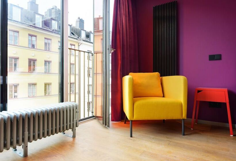 Номер Superior, Hellstens Glashus