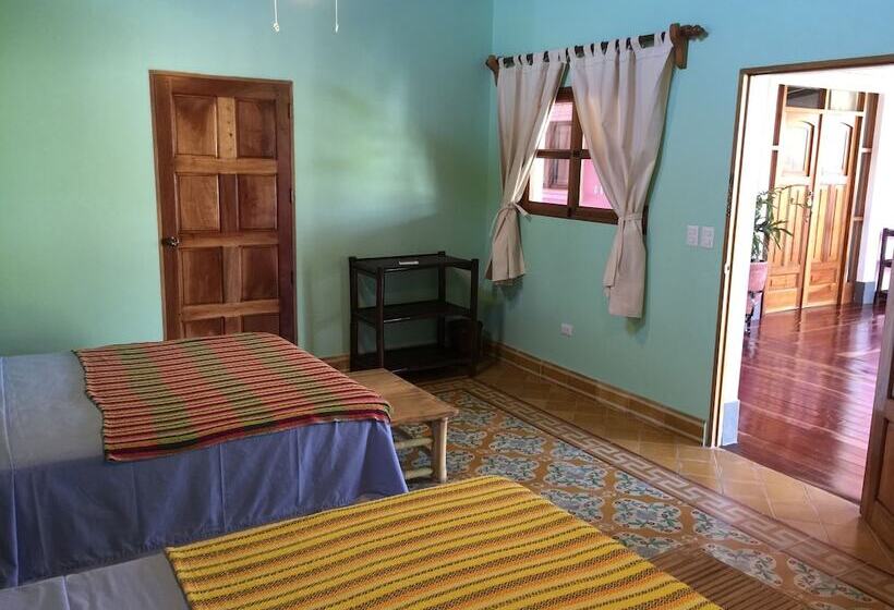 سوییت لوکس, La Polvora