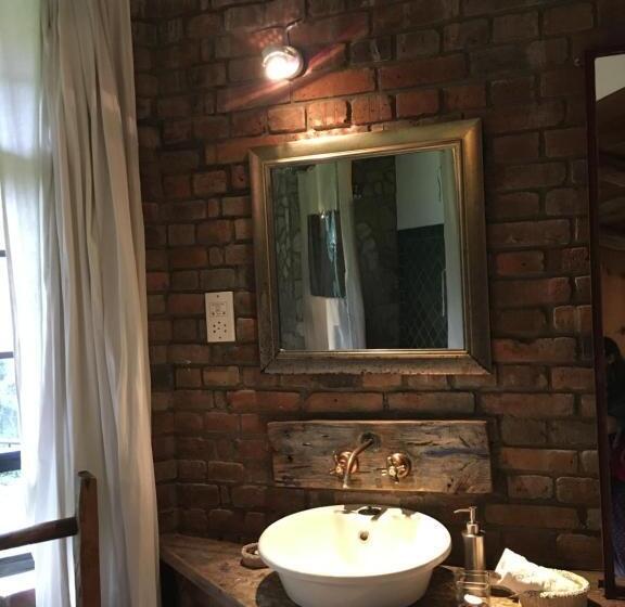 اتاق لوکس, Meru House Lekisilai