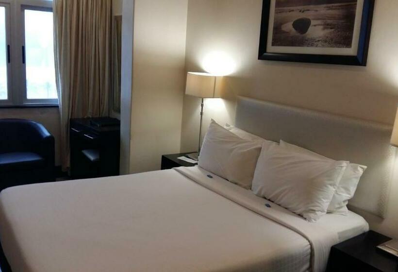 스탠다드 룸, Parade