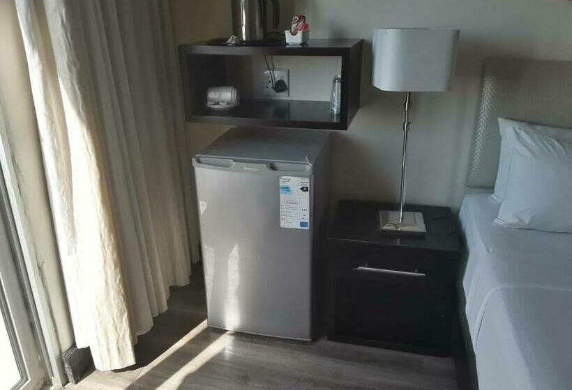 스탠다드 룸, Parade