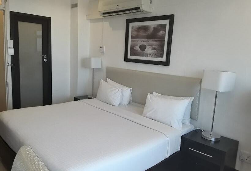 패밀리 룸, Parade