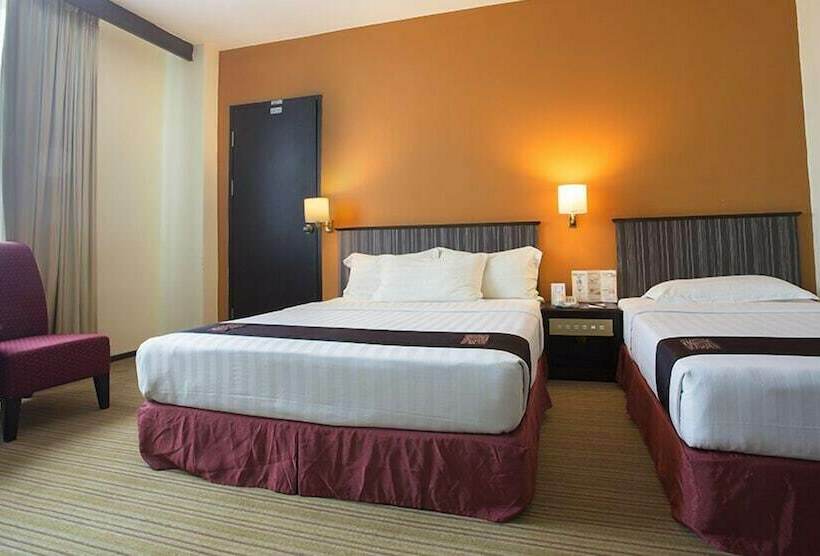 غرفة عائلية, Seri Malaysia Lawas