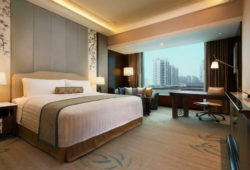 キングサイズベッドのデラックスルーム, Shangrila Hefei