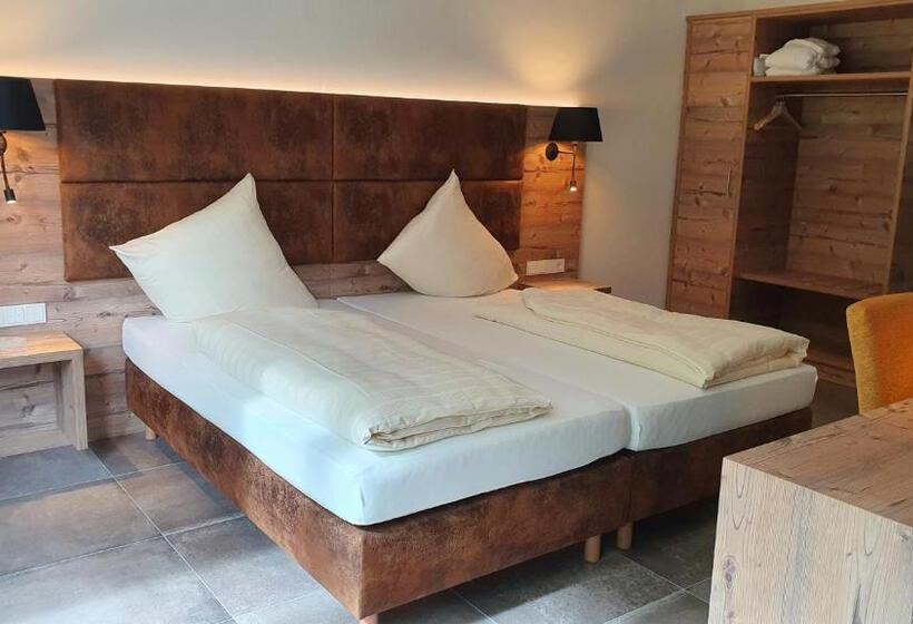 Номер Deluxe с Балконом, Landhotel Weihermühle