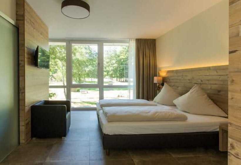 Номер Стандарт Вид на Сад, Landhotel Weihermühle