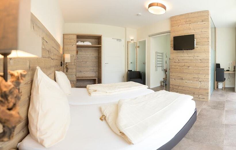 Номер Стандарт Вид на Сад, Landhotel Weihermühle