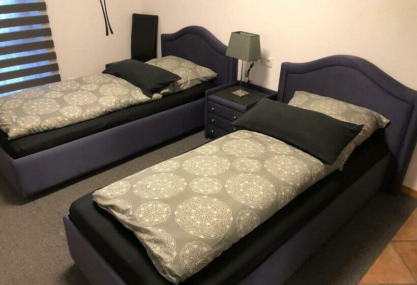Quarto Estandar, Messezimmer 4u