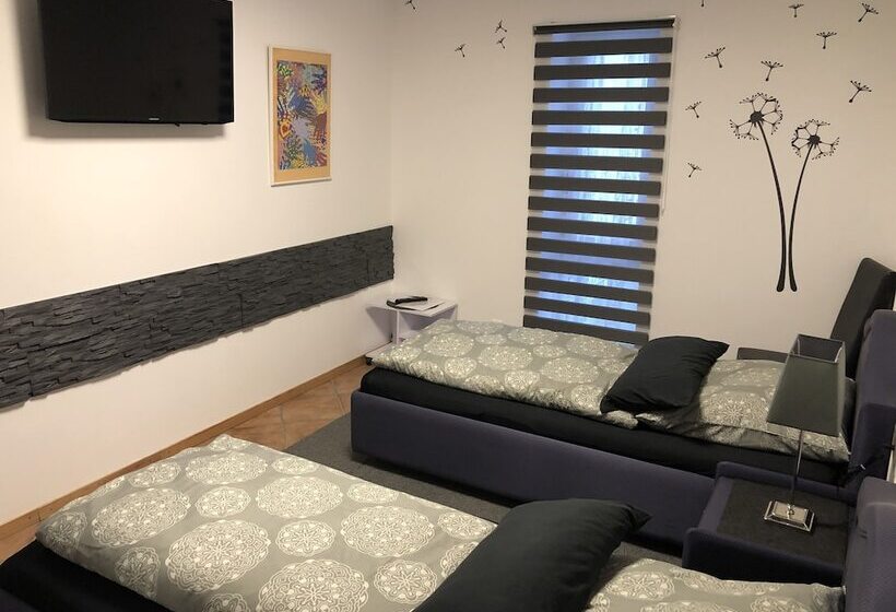 Quarto Estandar, Messezimmer 4u
