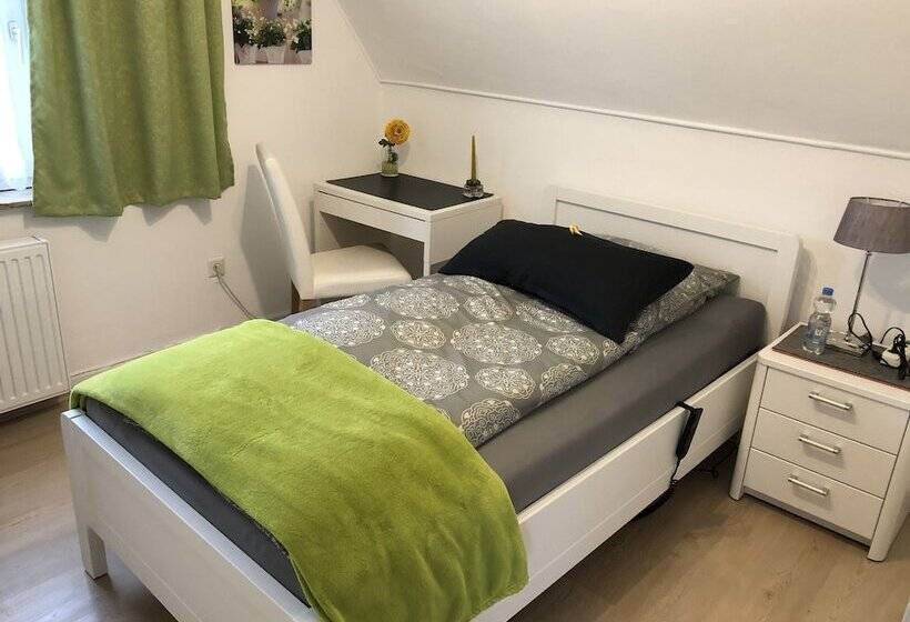 Quarto Estandar, Messezimmer 4u