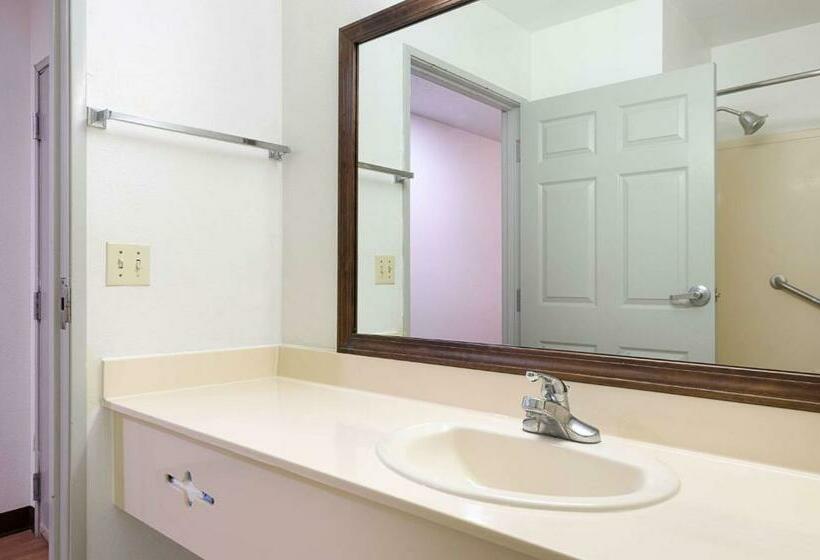 غرفة ديلوكس, Motel 6new Iberia, La