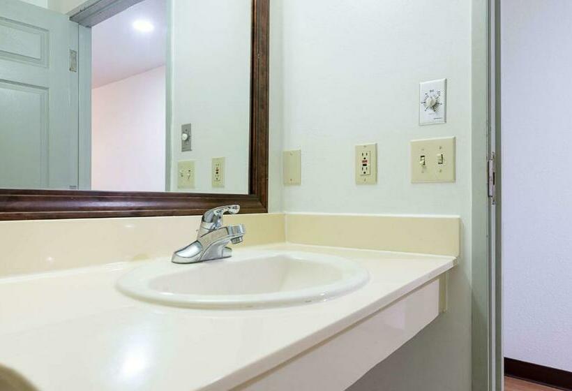 غرفة ديلوكس, Motel 6new Iberia, La