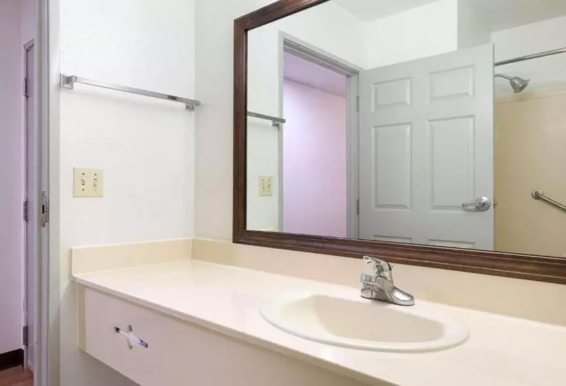 キングサイズベッドのデラックスルーム, Motel 6new Iberia, La