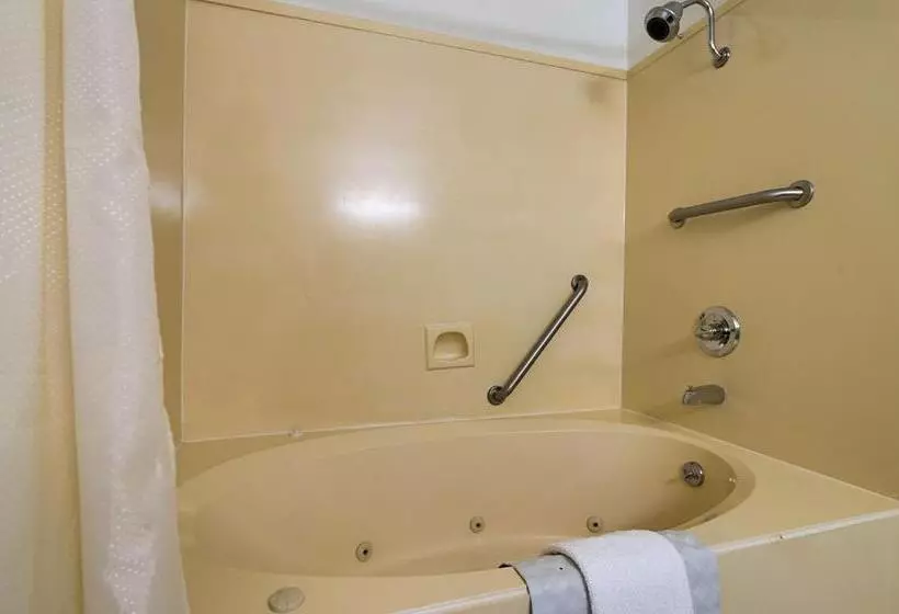 キングサイズベッドのスタンダードルーム, Motel 6new Iberia, La