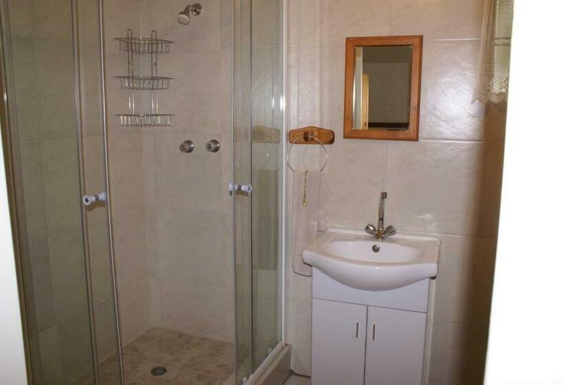 Номер Стандарт, Emerald Guesthouse