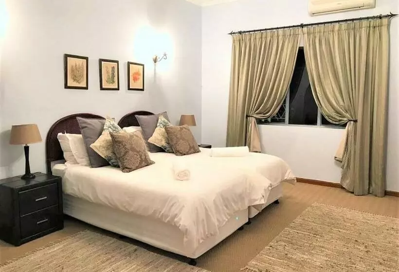 Deluxe-huone, Geralds Gift Guest House