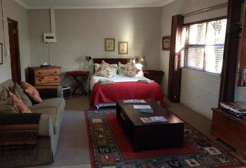 Perhestudio, Geralds Gift Guest House