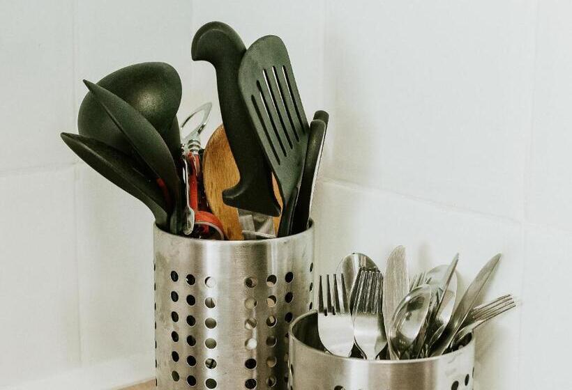 דירת חדר, Soya Apartment