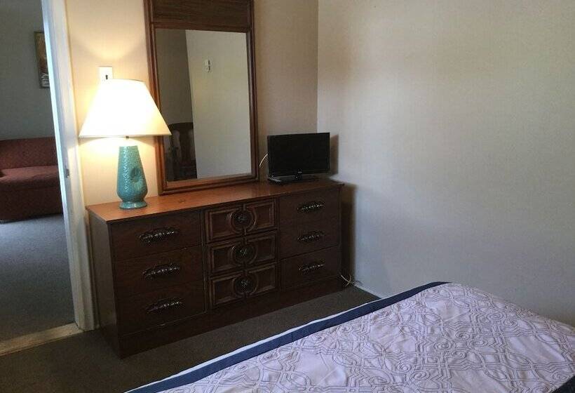 豪华工作室, Cedars Motel