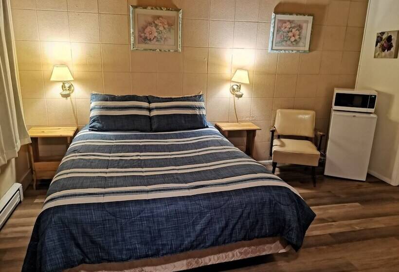 家庭工作室, Cedars Motel