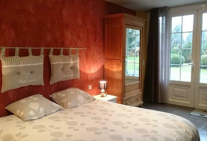 标准房带园景, La Grange De Thalie