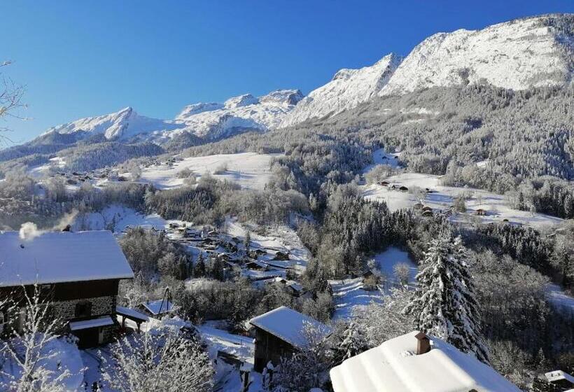 חדר סטנדרט לשלושה, Auberge Du Fraizier