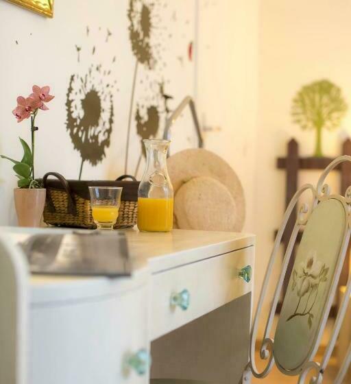 Номер Стандарт Вид на Сад, Couette Et Cafe Creme