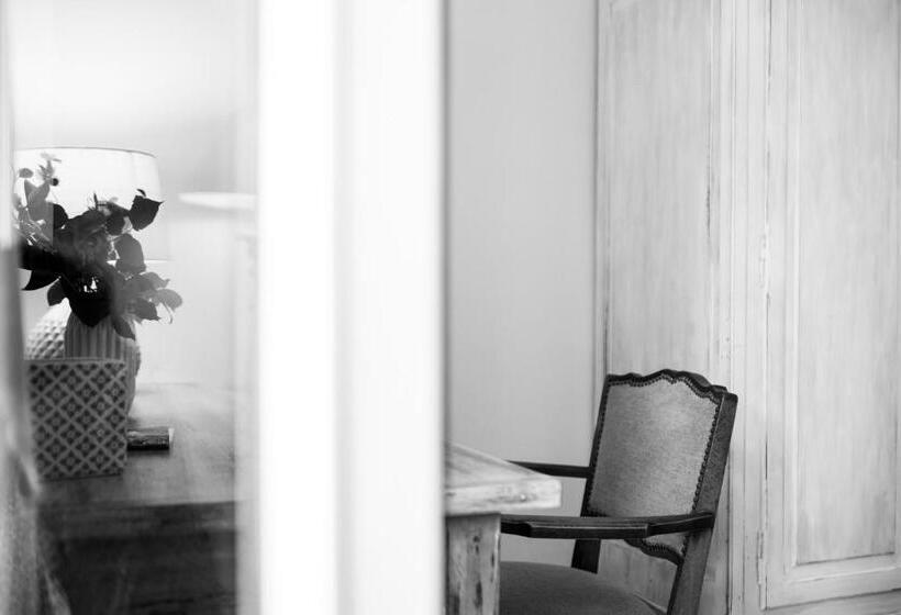 غرفة قياسية مطلّة علي الحديقة, Le Jardin De Mazan