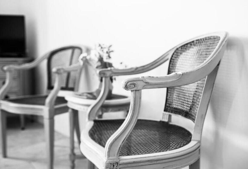 חדר סטנדרט נוף להרים, Le Jardin De Mazan