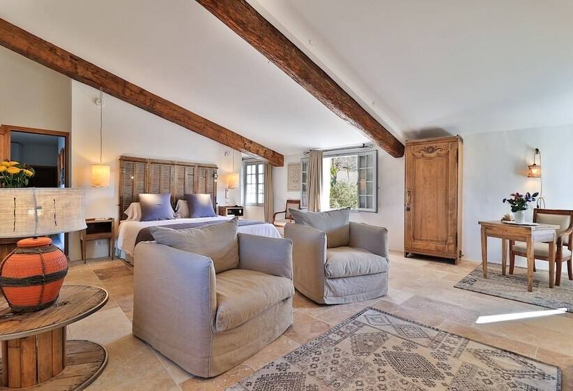 חדר דלוקס לשלושה, Le Jardin De Mazan