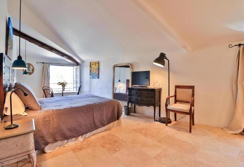 غرفة قياسية سرير كينج, Le Jardin De Mazan