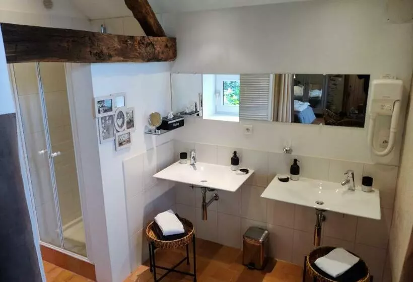 スタンダードルーム, Manoir Le Courtillon