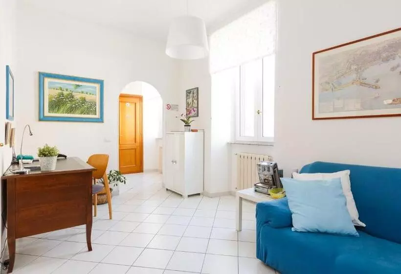 クラシックルーム, B&b Piazza Fratti