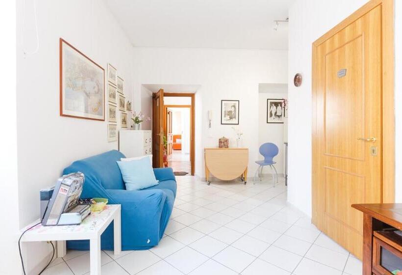 اتاق کلاسیک, B&b Piazza Fratti