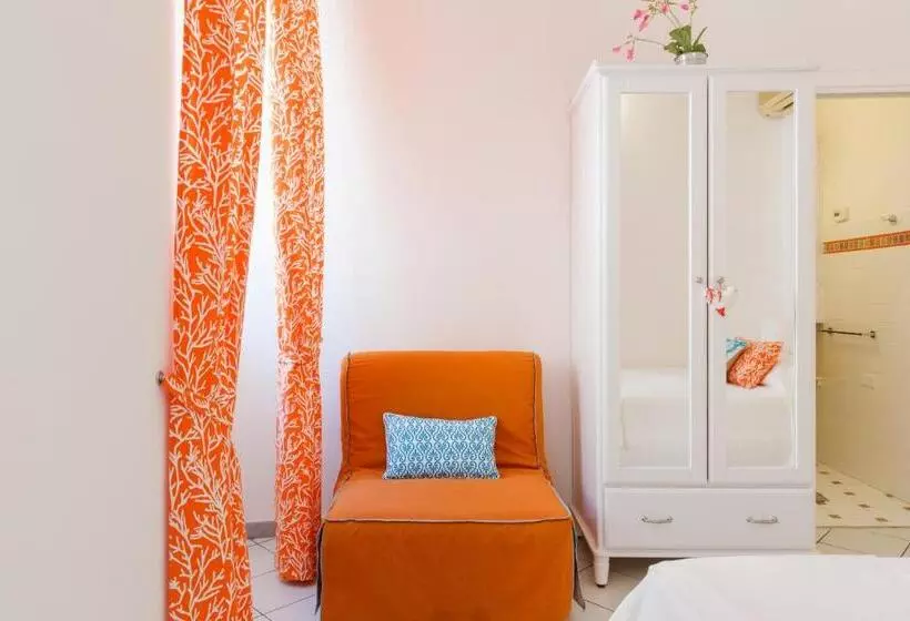 コンフォートシングルルーム, B&b Piazza Fratti