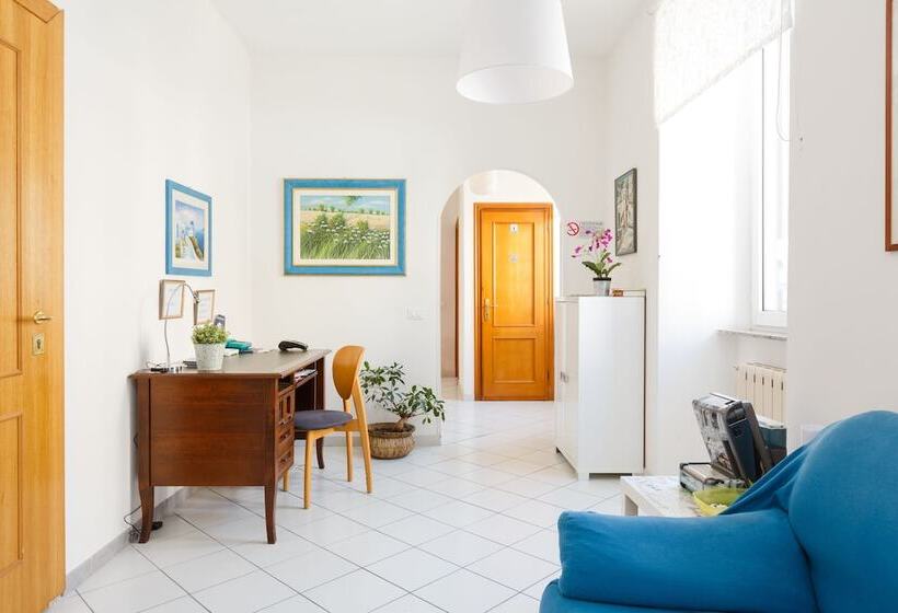 اتاق استاندارد یک نفره, B&b Piazza Fratti