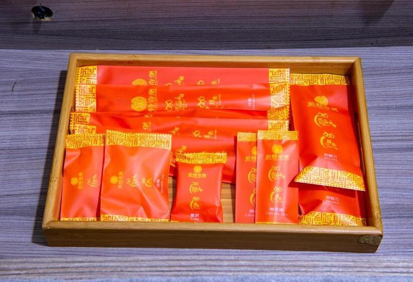 اتاق استاندارد چهار تخته, Classic Shvatan