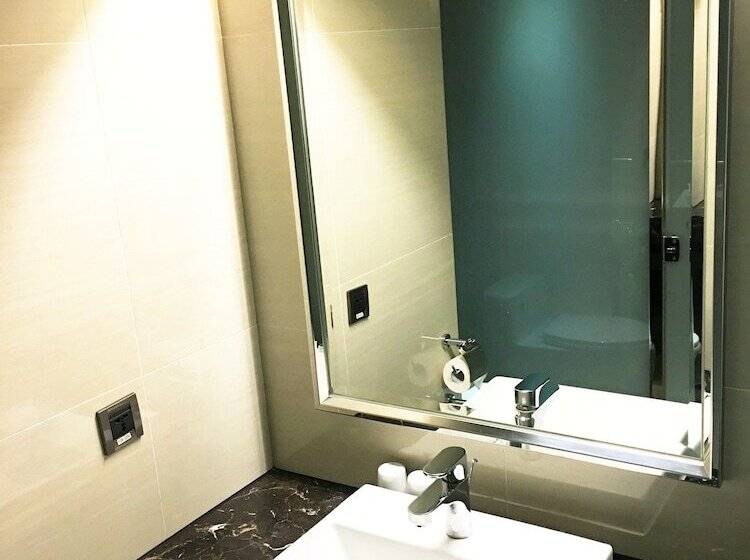 اتاق لوکس, Century Hotel Taoyuan