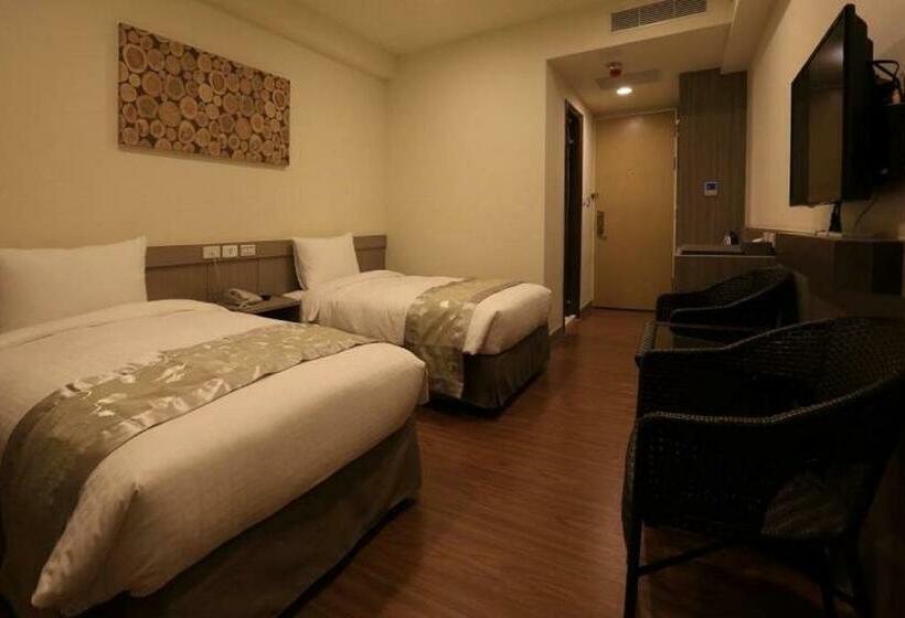 اتاق استاندارد, Classic Shvatan