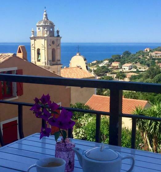 غرفة قياسية مطلّة علي البحر مزوَّدة بشُرفة, Cyrnos