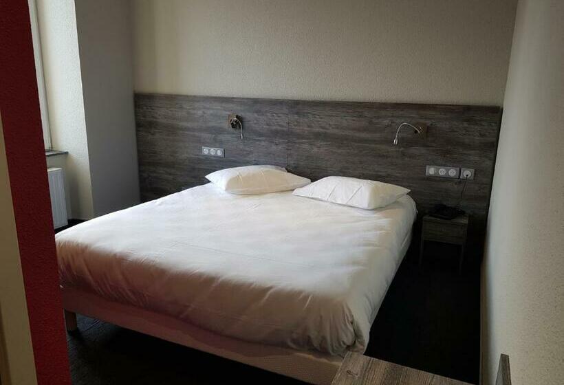 Номер Стандарт, Hôtel Jeanne D'arc