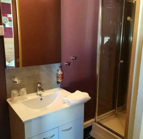 Classic-huone, Hôtel L Univers