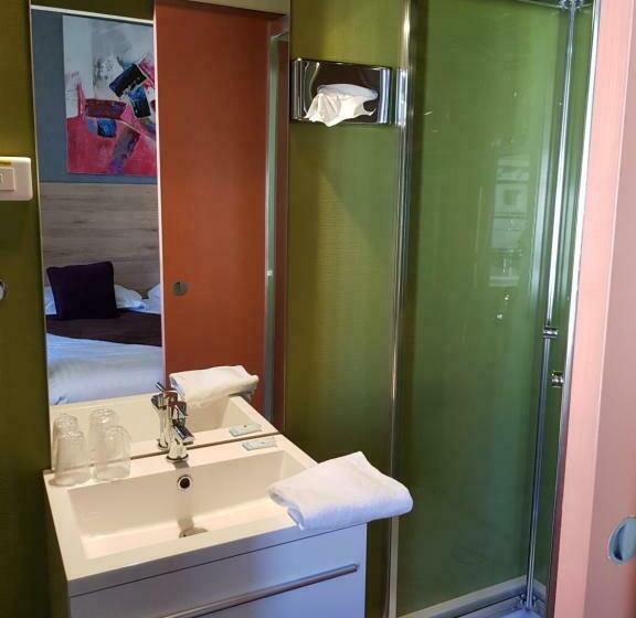 חדר סטנדרט יחיד, Hôtel L Univers