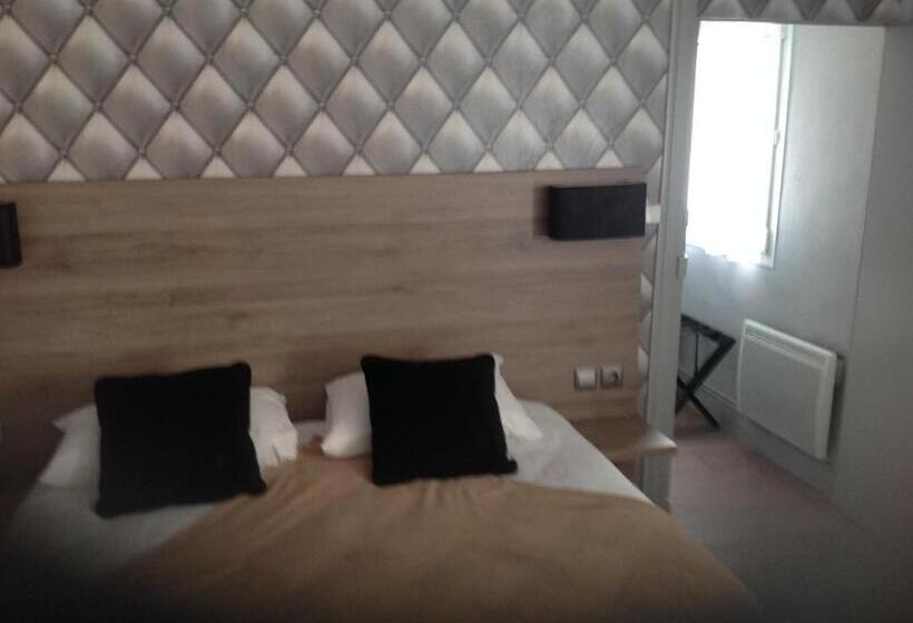 غرفة عائلية كلاسيكية, Hôtel L Univers