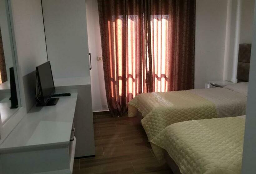 Habitació Estàndard amb Balconada, Julia